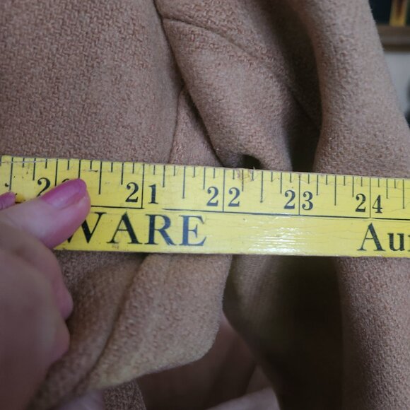 Fabulous warm borg lining/collar - Vintage Mac Mor Wool Coat - Leather buttons - Picture 9 of 10